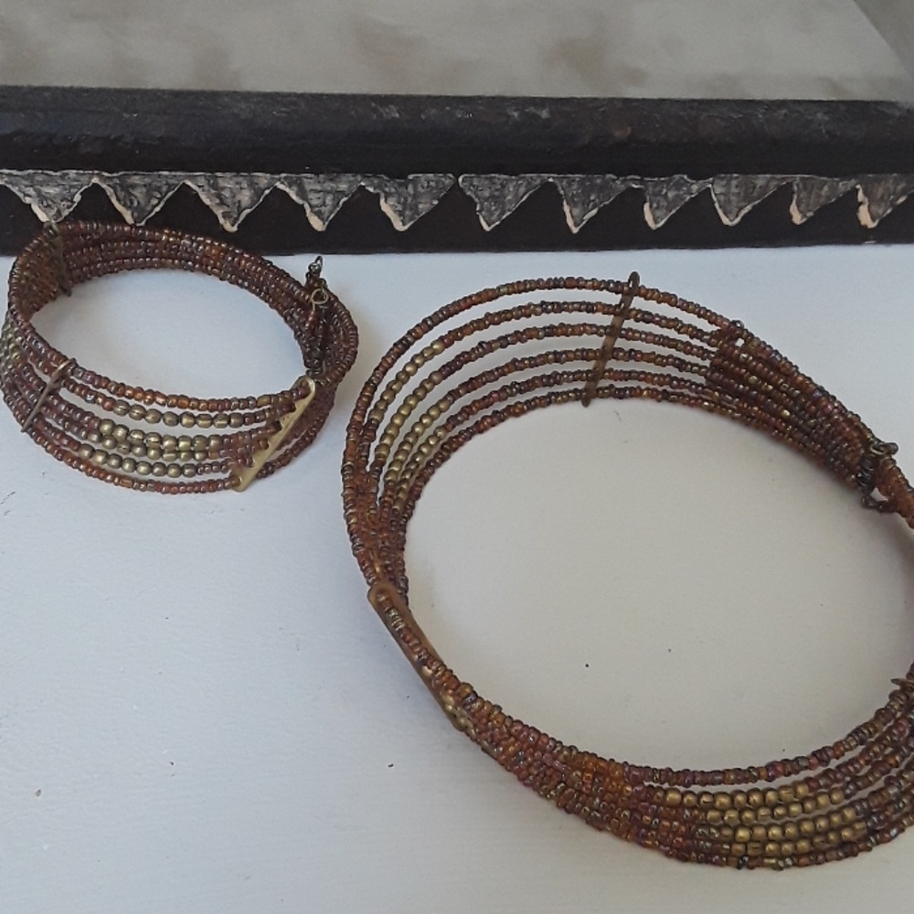 Bracelet and necklace